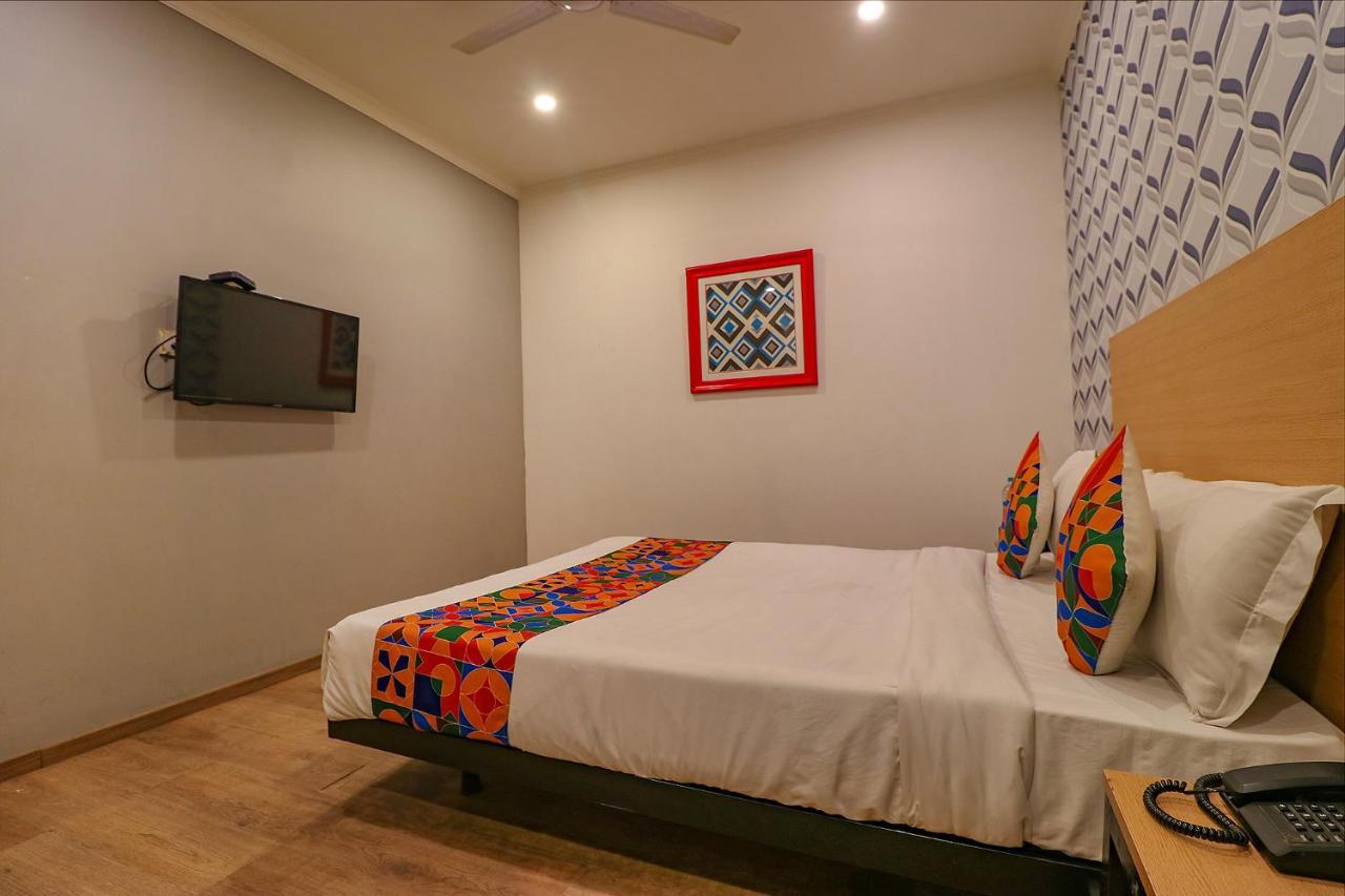 Fabhotel Chattarpur Enclave Yeni Delhi Dış mekan fotoğraf
