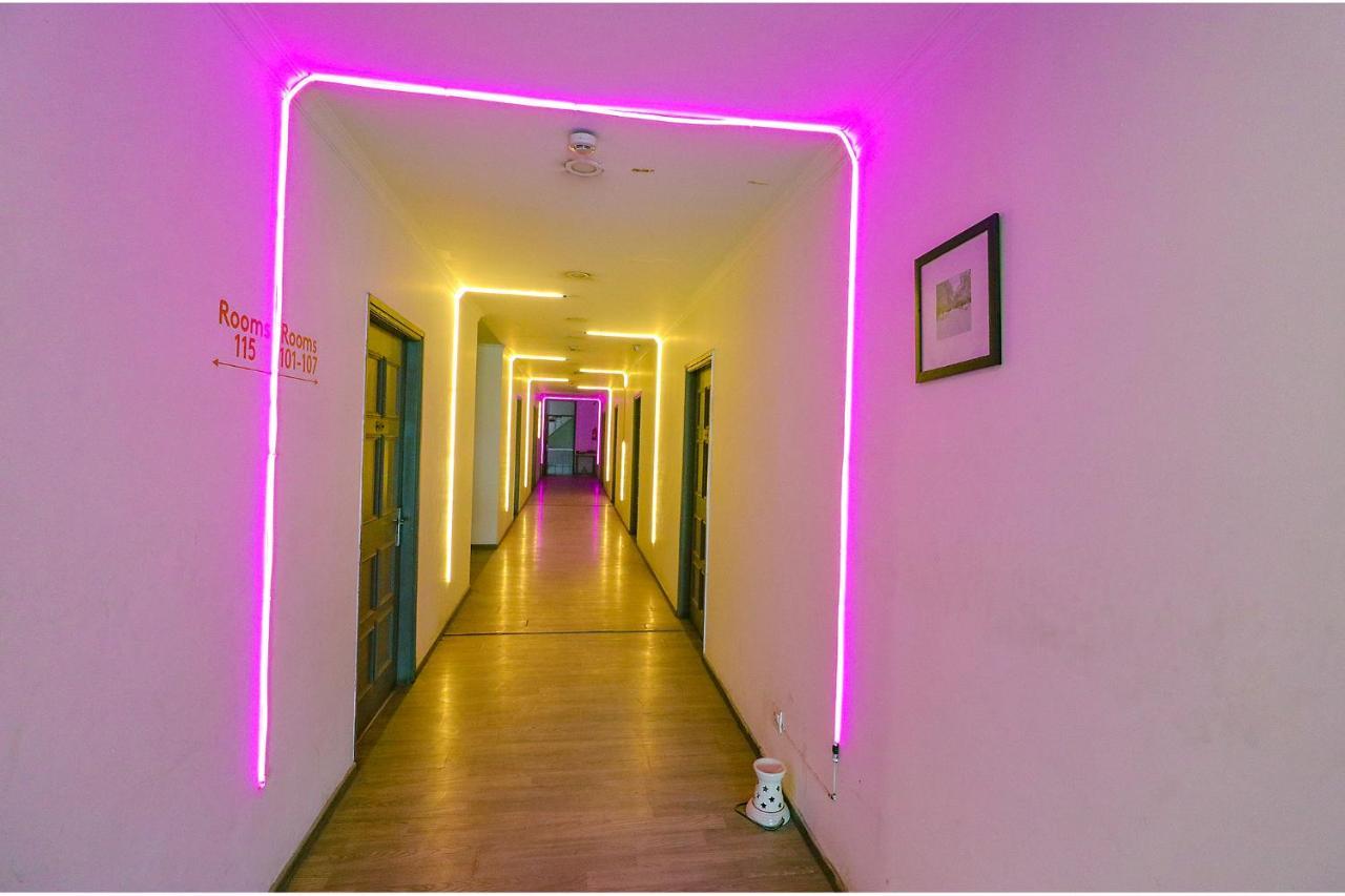 Fabhotel Chattarpur Enclave Yeni Delhi Dış mekan fotoğraf